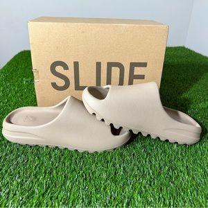 Adidas Yeezy Slides Pure Brand New size 9 Read Description